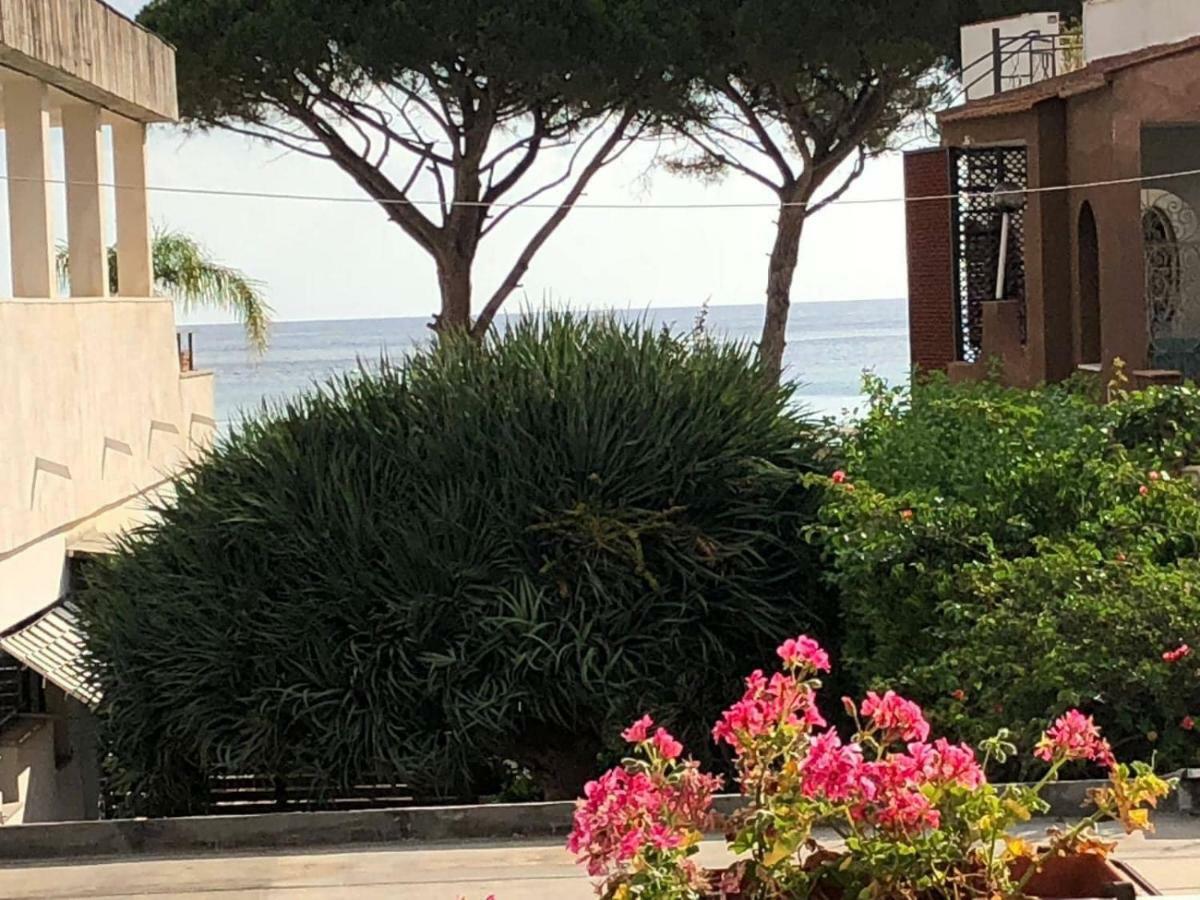 Near The Beach Палермо Экстерьер фото